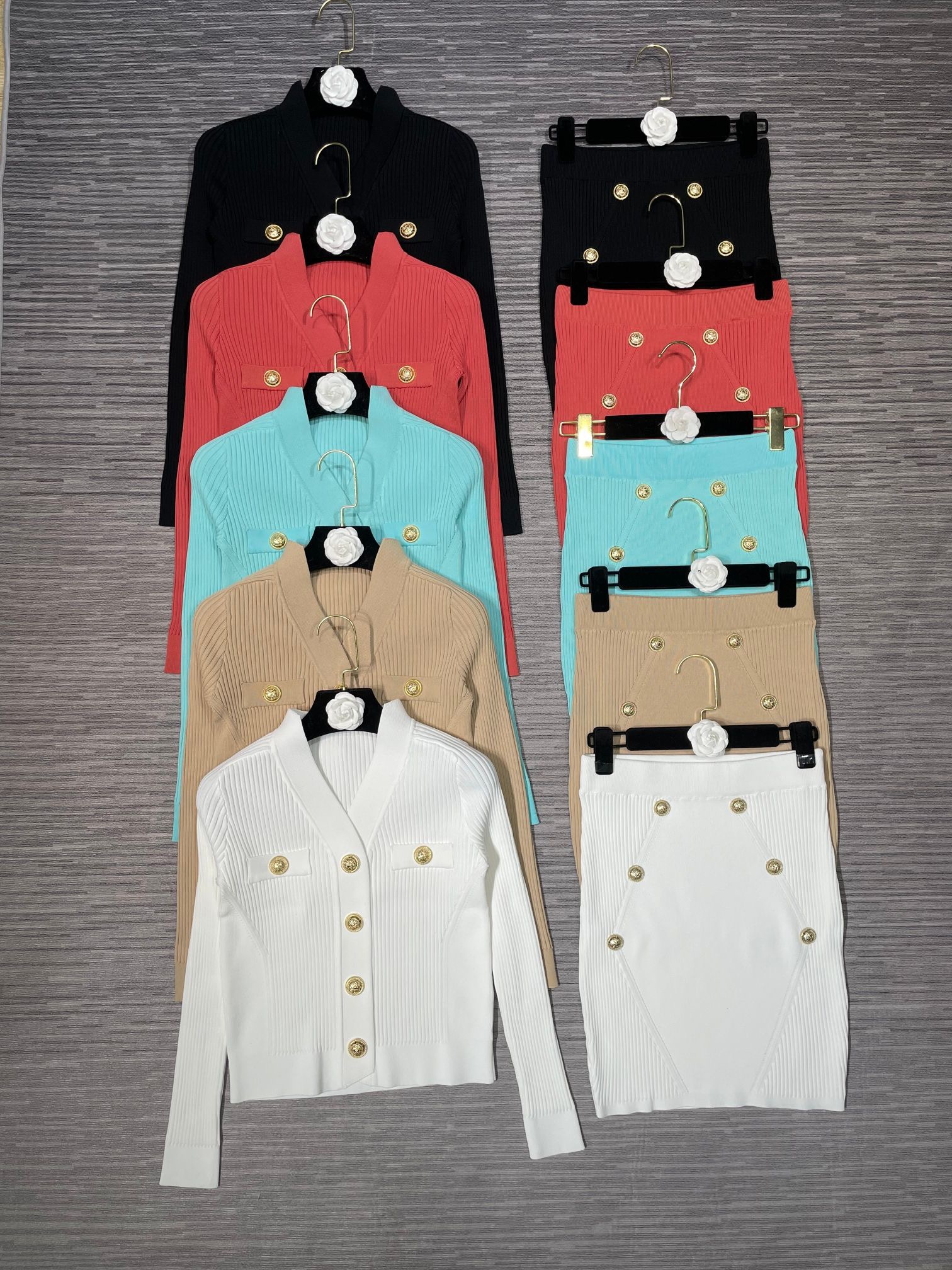 

2023 Women Autumn Winter Outfits Casual Gold Button V-neck Long Sleeve Sweater and High Waist Knit Skirts Suits Fashion Womens Two Piece Set, Black