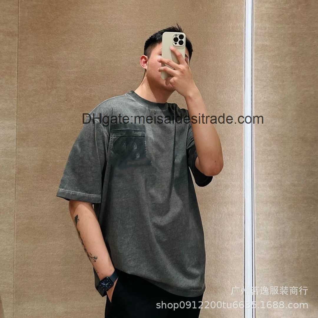 

AAAAA Designer Luxury T-shirt Bur Brand The correct version BU home' new washed old hand-painted B short sleeved OS T-shirt for high street versatile couples fashion, Picture color