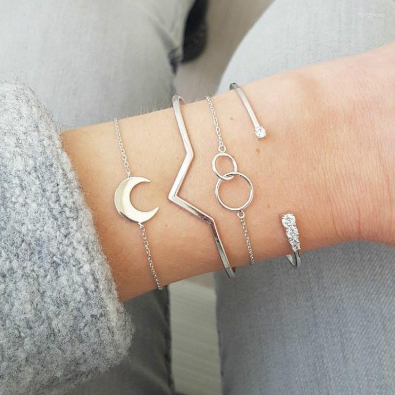 

Bangle 4pcs/set Bracelet Bohemian Women Fashion Moon Interlocking Circle V Shaped Crystal Cuff Bangles Chain Bracelets