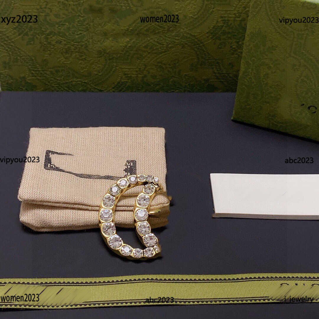 

women designer brooch fashion girl Brooches high quality Shiny diamond inlay jewelry Free shipping Gold logo shape Pins #Including box