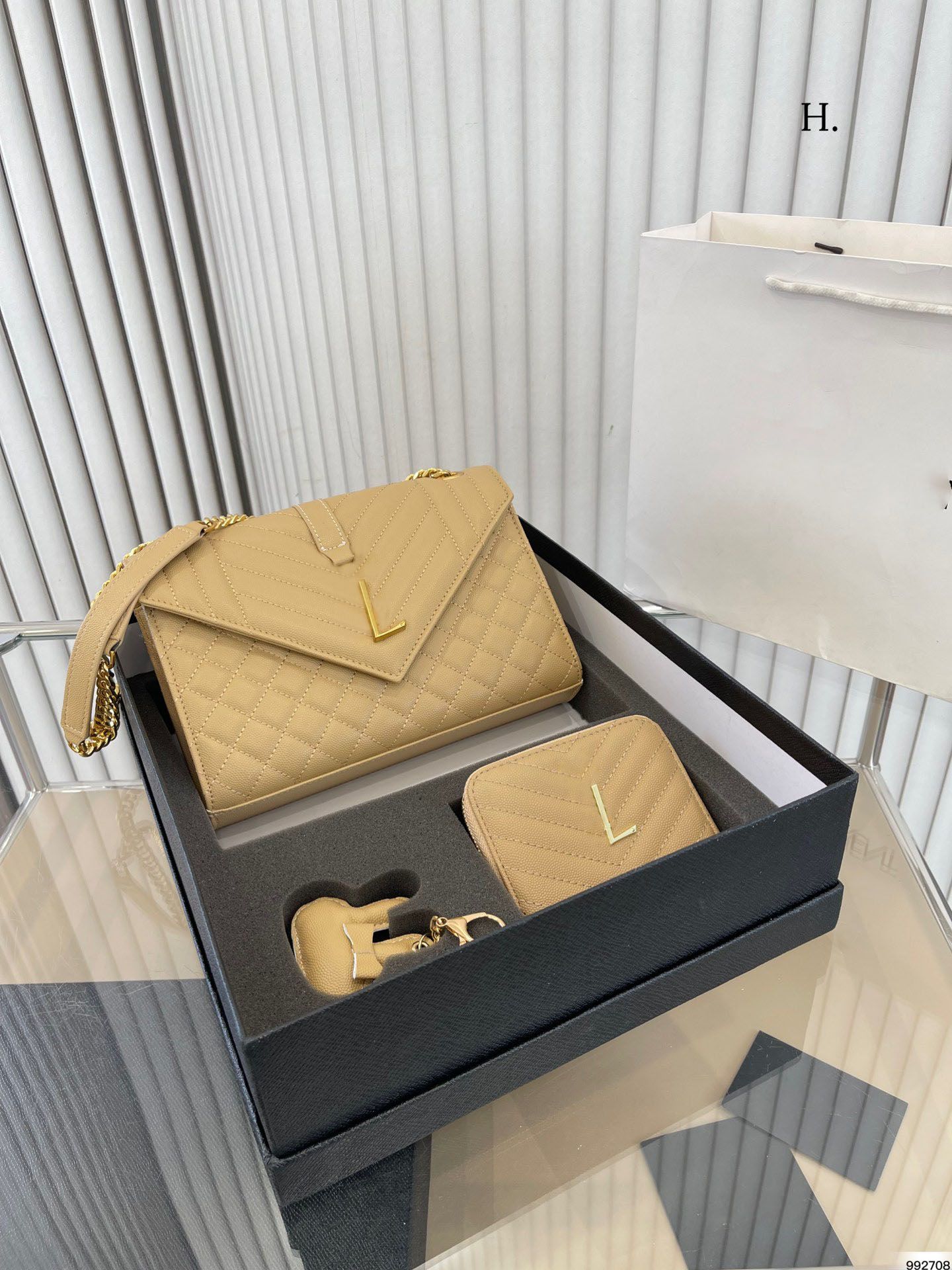 

luxurys Cover Bags Pu Sliver Designers Crossbody Bag Women Leather Womens Handbag Flip Tote Diagonal bag Bags Messenger Bags Fashion Sh Wumr, Beige