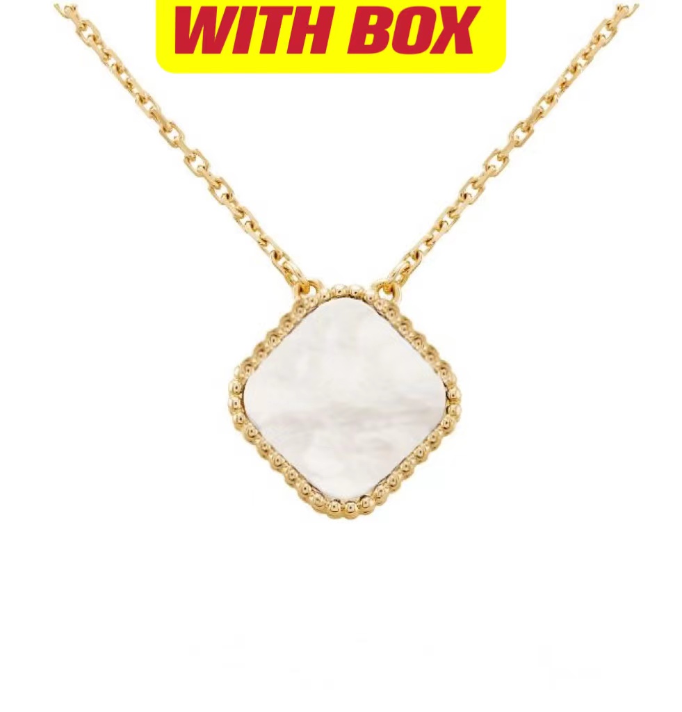 

four leaf clover Pendant necklace designer jewelry HighQuality Luxury Fashion chain for womens gold letter titanium steel with box