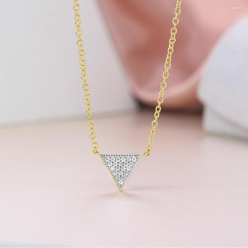 

Pendant Necklaces Triangle Necklace For Women Simple Geometry Tiny Zircon Choker Chain On The Neck Christmas Gift Aesthetic Jewellry N240