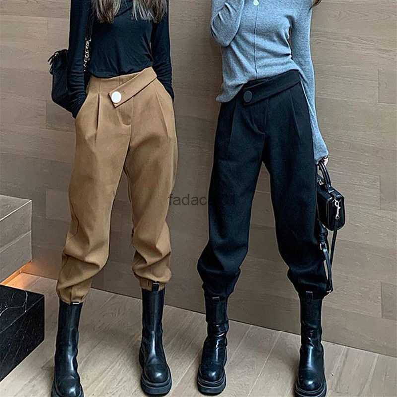 

Korean Loose Design Capris Woolen Cargo Pants Womens Classic High Waist Harem Pants Female Casual Big Pockets Jogging Trousers L230621, Black