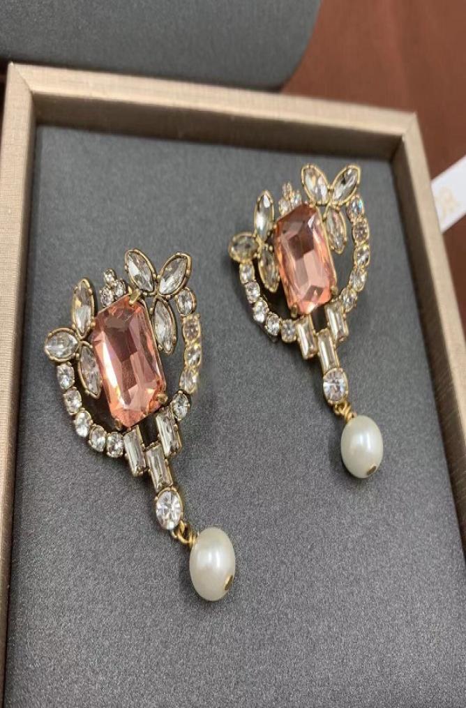 

2022 Pink Rhinestone Stud Classic Ring Design High Quality Earrings Gold Ear Studs Alloy Earrings for Women Hoop Fashion Stud Whol9915707