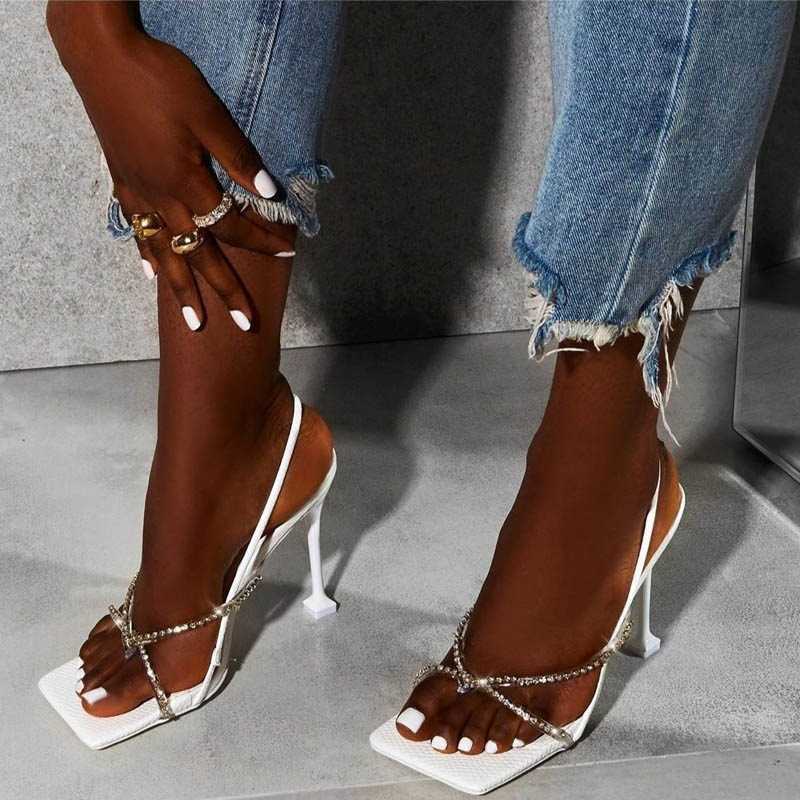 

Sandals Ladies Heels Women's Shoes with Thin Heels Square Toe Large Size Rhinestone Straight Line High and Flip Toe Sandals, Black