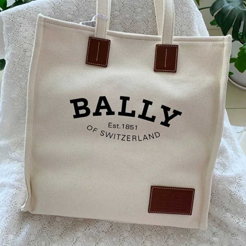 

Baijia New Zhao Lusi Canvas Bag Shoulder Bag Large Capacity Portable Bali Shopping Bag Tote Bag, Beige bali