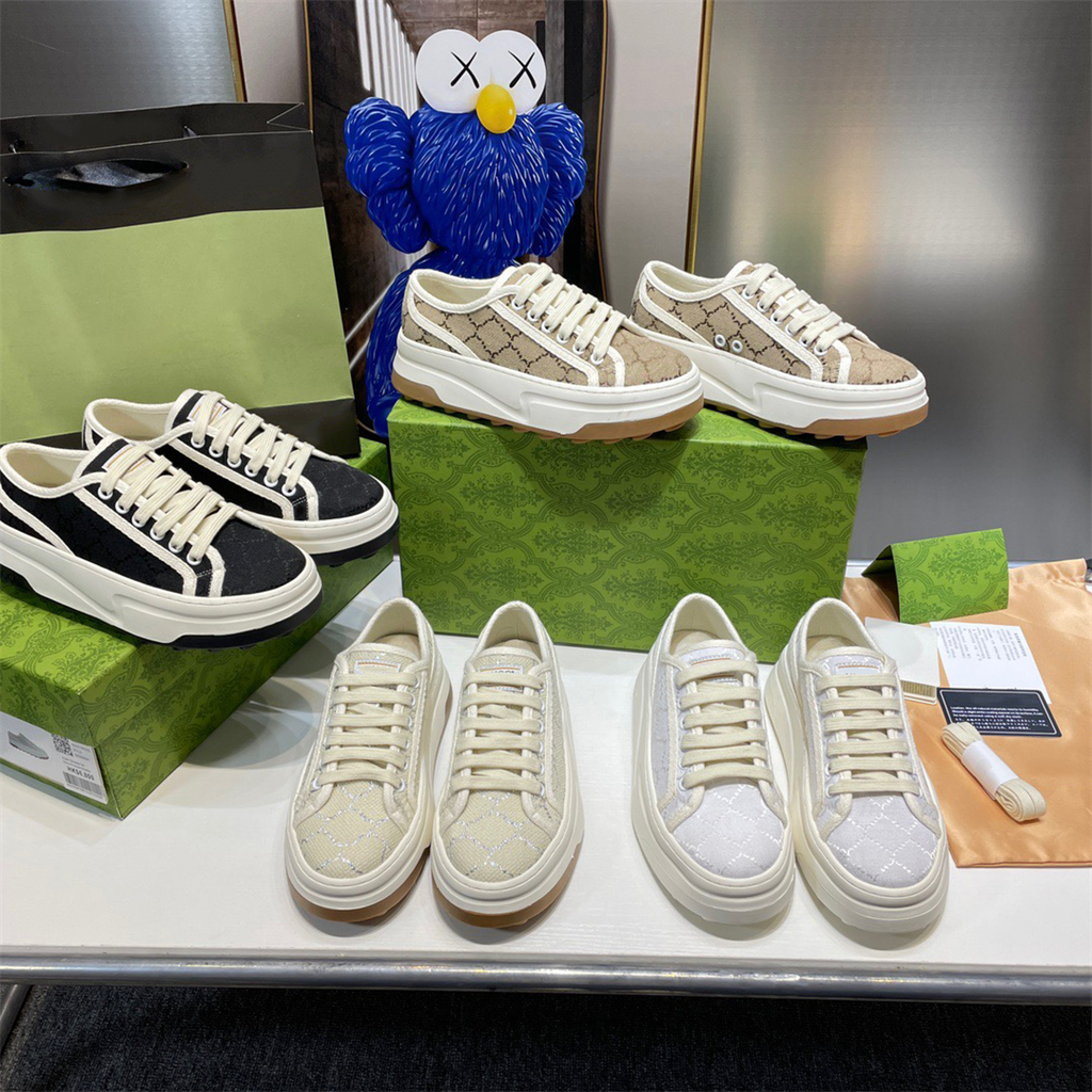 

Summer 1977 Sports Shoes Classic Designer Thick Sole Men Letter pattern Fresh Canvas Shoes Casual Versatile Embroidery Elevated Shoes Durable Comfortable Women