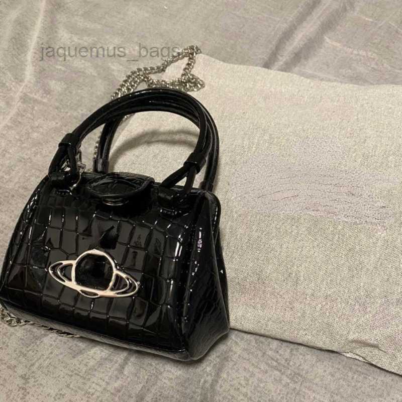 

New Product Crocodile shoulder bag Pattern Patent Leather Chain Diagonal Bag Black Fashion All-match Large-capacity Handbag Viviennewestwood, Black (stock)