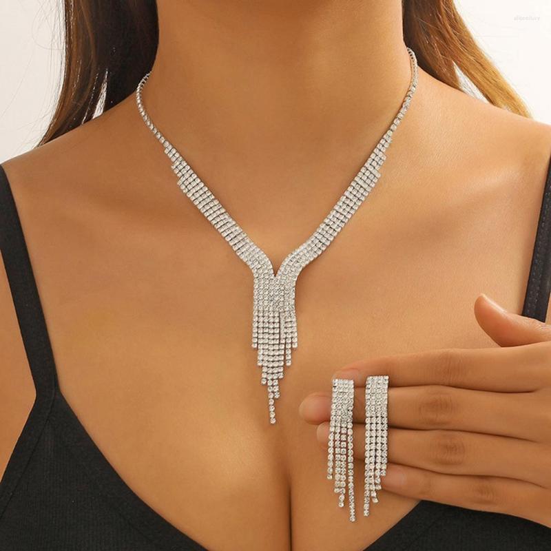 

Necklace Earrings Set 1 Necklaces Jewelry Exaggerated Long Tassel Rhinestone Dress Up Stud Banquet Accessory, Picture shown
