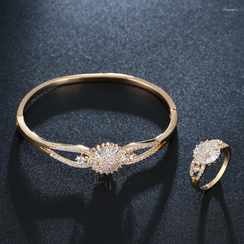 

Necklace Earrings Set Ladies Makings Simple Fashion Light Luxury 2PCS Inlaid Grade Zircon Bracelet Ring High-Quality Sent Friends, Picture shown