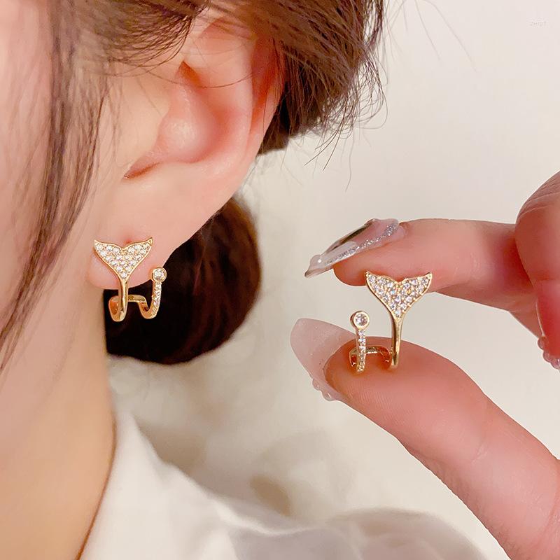 

Stud Earrings 2023 Korean 925 Silver Needle Simple And Smal Slightly Inlaid With Fishtai High-grade Feeling Exquisite Sparkling