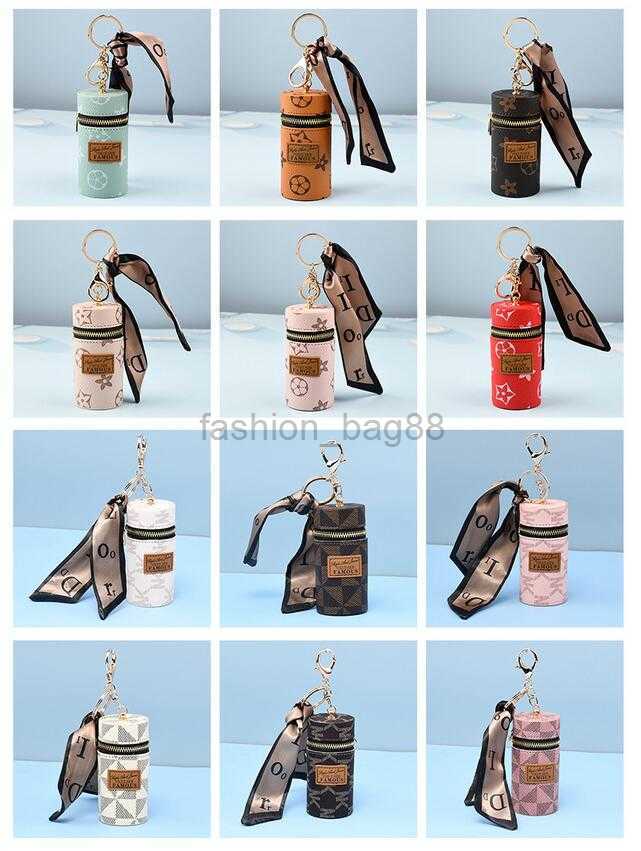 

Designer Letter Printing Keychain Wallet Keyring Fashion Purse Pendant Car Chain Charm Bucket Bag Flower Mini Coin Holder Keychains Bag Trinket Gifts Accessories