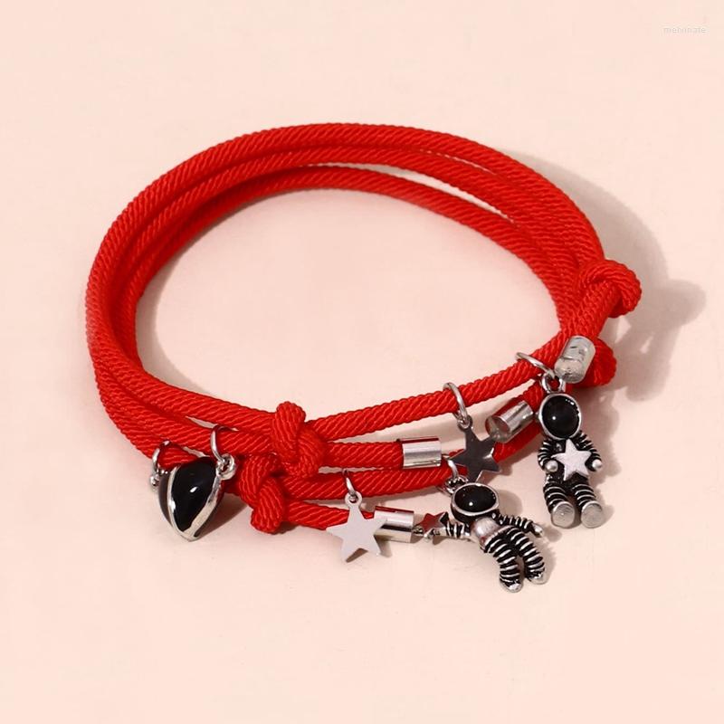 

Charm Bracelets 2 Pieces/Set Magnet Couple Bracelet Star Astronaut Rope Chain Attractive Fashion Valentine's Day Jewelry