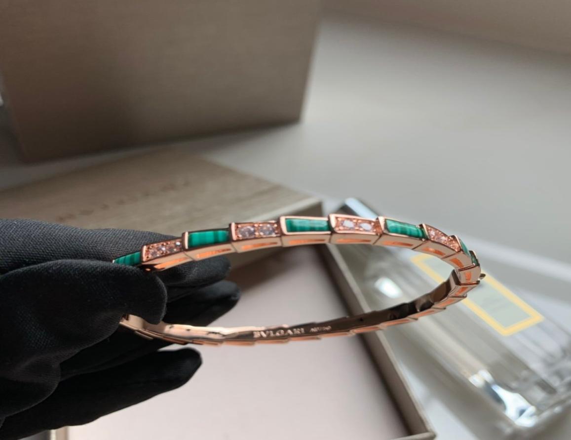 

2020 fashion highquality ladies bracelet daily matching dress accessories the hard bracelet for dinner party GUIP1LMI7710495