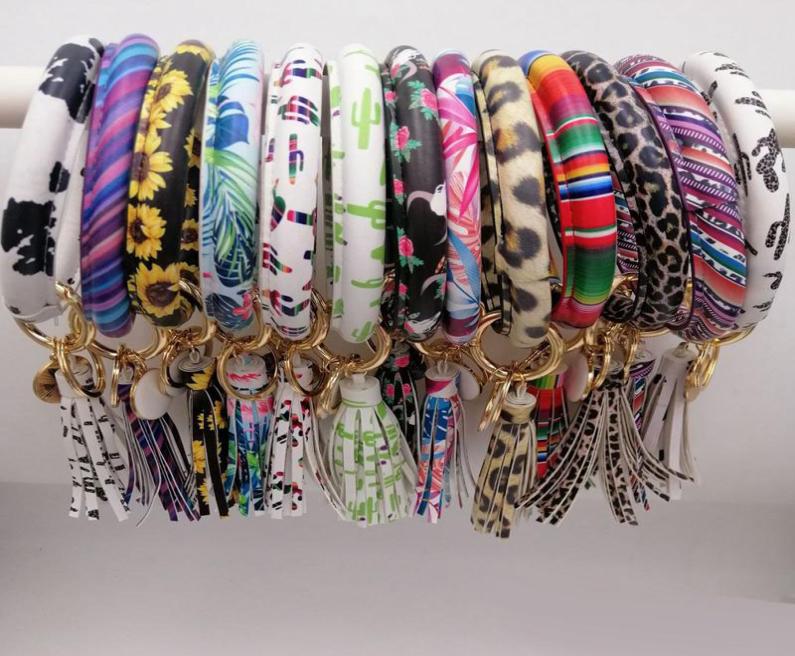 

60pcs Mixed Colors Key Leather Girl Wristlet Custom Strap Tassel Ring Bracelet Keychain Wrist PU Circle Chain Women O Pnsdm3576122