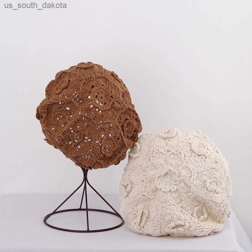 

2022 NEW Women's fashion Winter Berets Luxury Elegant Cotton Beret Hollow Out Crocheted hat Hand Hooked Autumn Ladies hat caps L230523, Gold