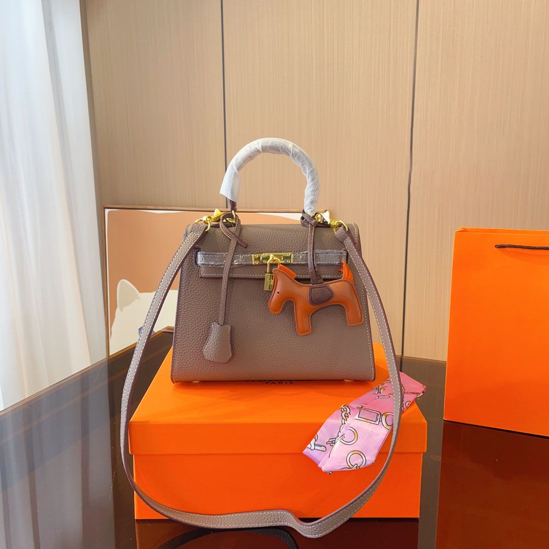 

purses ladies designer consuela shoulder & 2023 pendant lock handbag gift cowhide palmprint fashion handbag bag new and pony soft with Tabl, Khaki