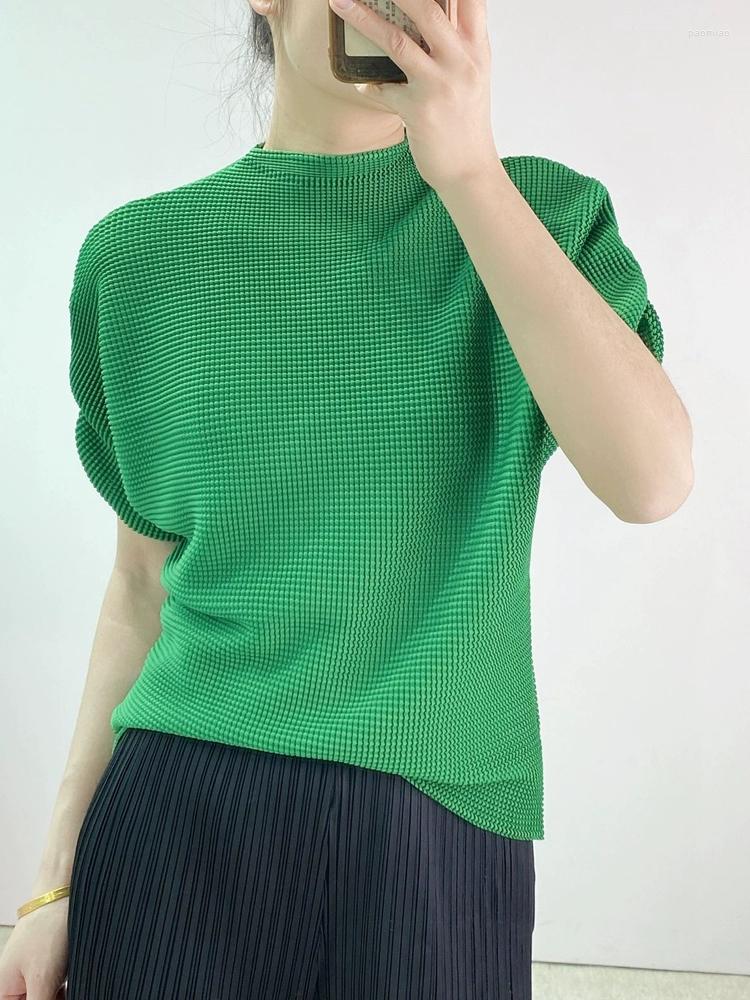 

Women's T Shirts Miyake Pleated Short Sleeve Tops Women 2023 Summer Stand Collar Designer T-shirt Casual Simple Solid Color Loose Slim Shirt, Black