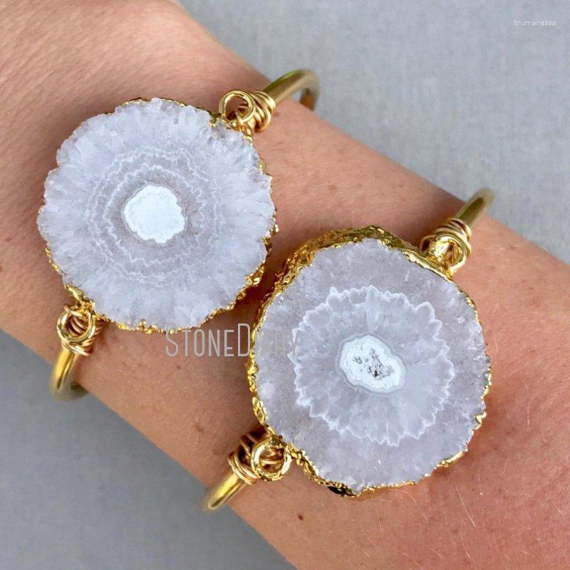 

Bangle BM11246 Raw White Solar Quartz Stalactite Druzy Quartzs Slice Gold Plating Raym22