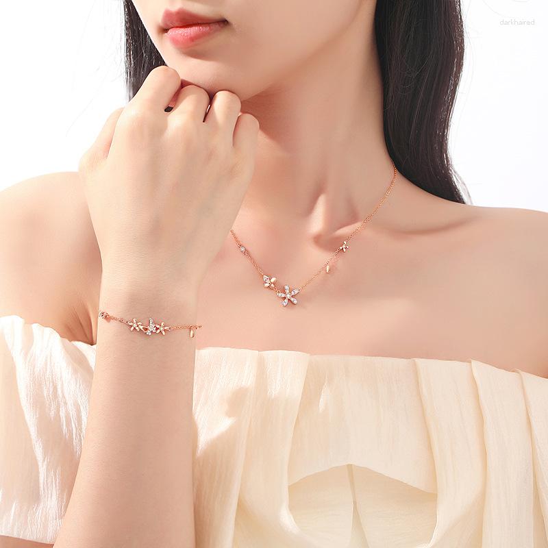 

Chains Luxury Butterfly Necklace For Women Gold Plated Chain Jewelry Accessories