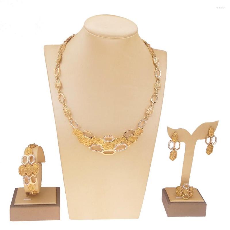 

Necklace Earrings Set Middle East 18K Gold Plated Bracelet Ring Jewelry Four Piece For Women DD10260, Picture shown