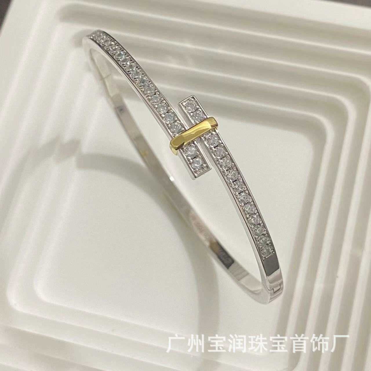 

Hot selling funds Tiffay Edge Bracelet High quality simple and atmospheric s925 Silver Ring Wrapped temperament stars in the sky