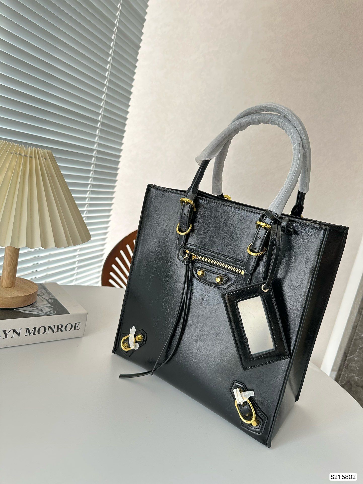 

luxury Tottenham locomotive package a capacity female shopping designers leather large tote Commuting bags can 2023 the doll for plaid Bgng, Grey