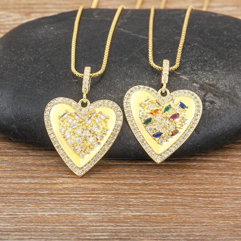 

Chains AIBEF Vintage Heart Shape Pendant Women Copper Luxury Colorful Rhinestone Necklace Jewelry Anniversary Exquisite Gift Daily Wear