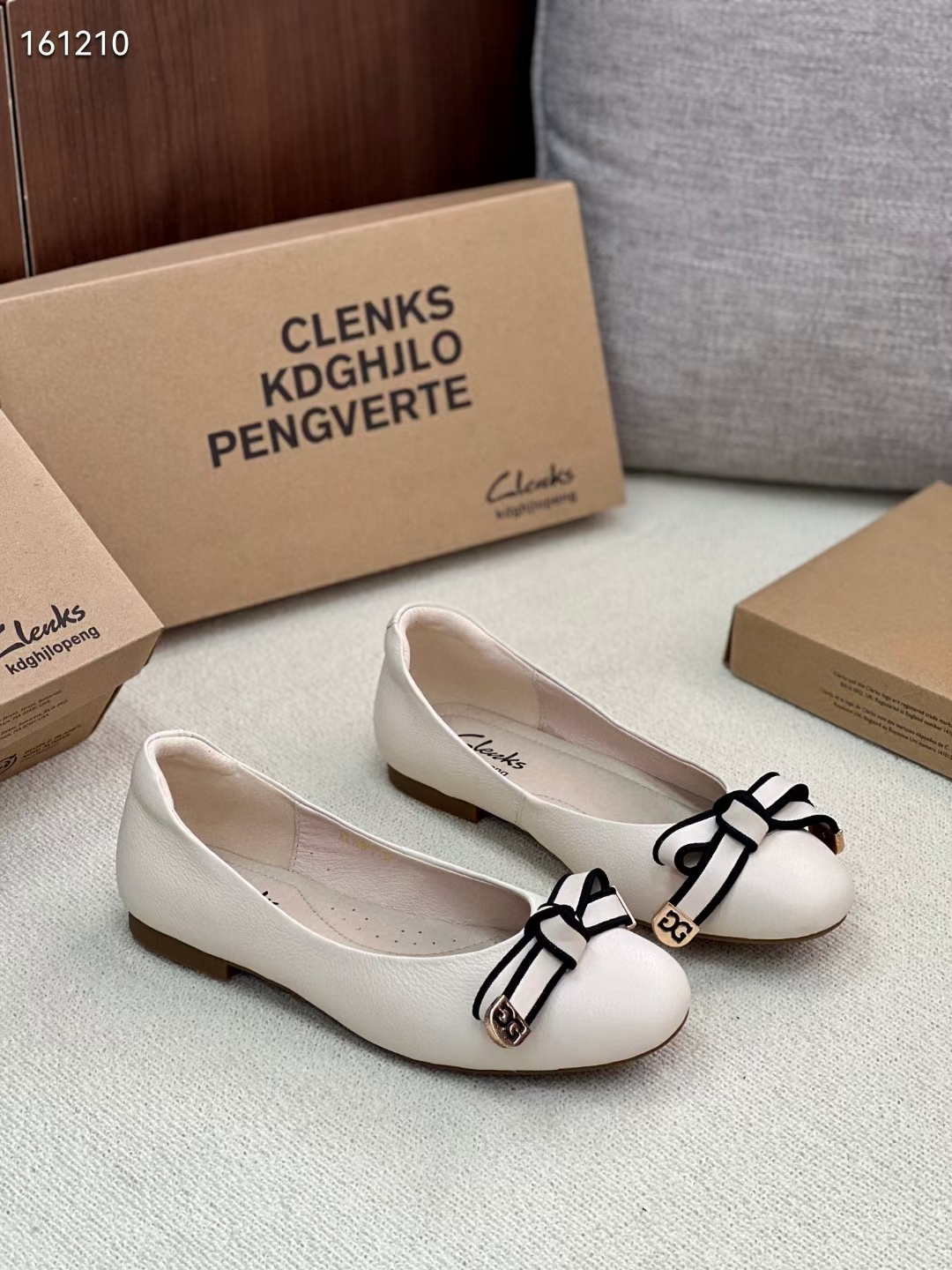 

Designer Shoes Luxury Woman Ballet Square Toes low Heels Heatshoes soft Natural Genuine Leather comfort Fashion Mixed Colors Bowtie Nude shoes BowtieLX-8023-0062, Khaki