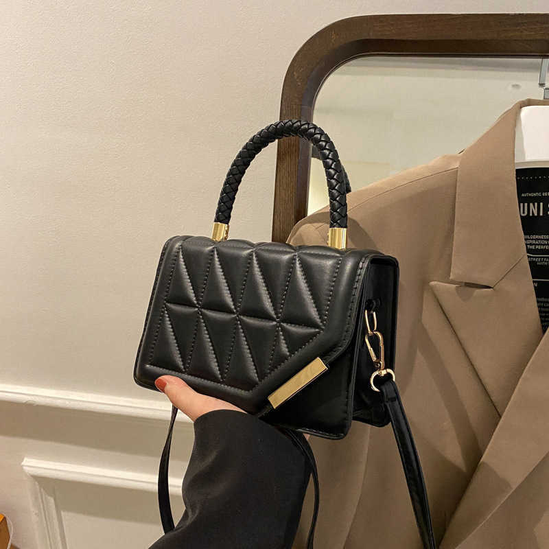 

Lingge texture bag women's 2023 new fashionable portable small square bag fashion chain single shoulder messenger bag, Black6
