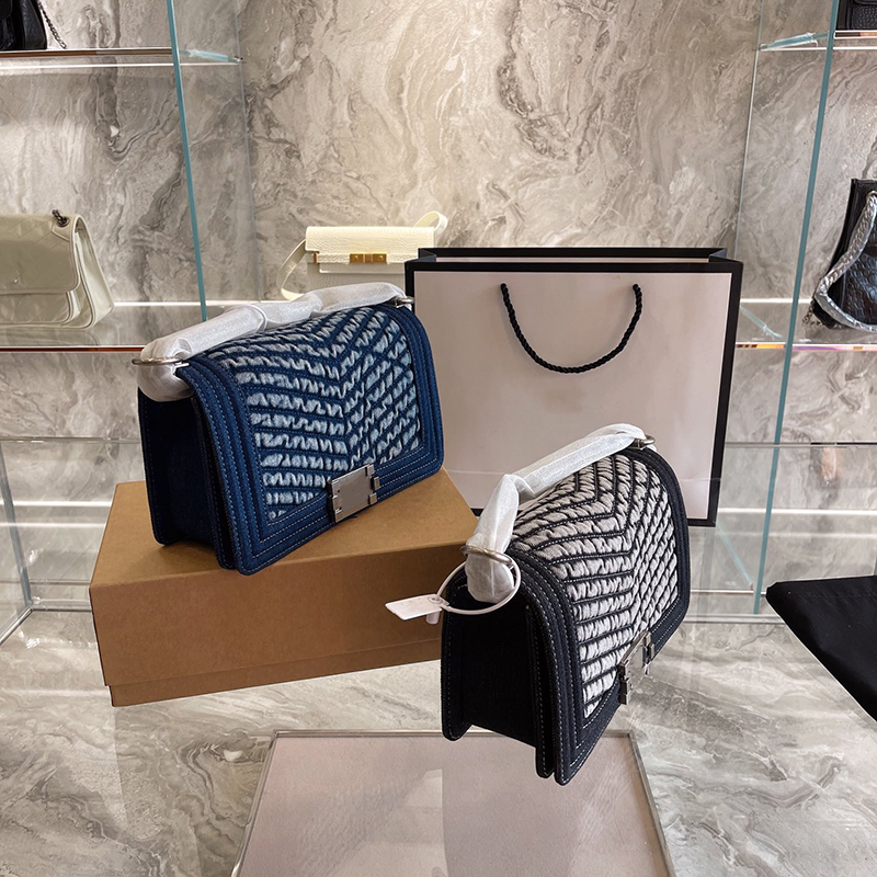 

Cool Vintage Bags Luxury Shoulder Bag Distressed Channel CC Woc Chain Flap Designer Crossbody Chain Women Zig Zag Hasp Belts Size 19x12cm, Black 21x13cm