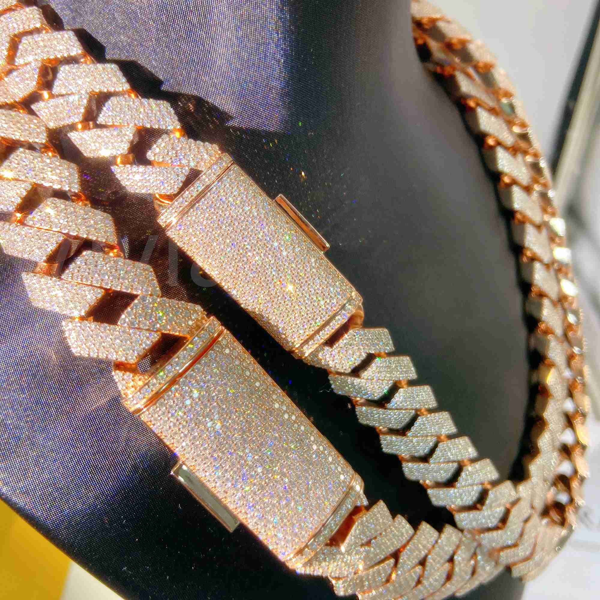 

18mm 20mm Width Trendy Fashion Design Moissanite Cuban Link 925 Sterling Silver Necklace Custom Jewelry Gemstone Necklace