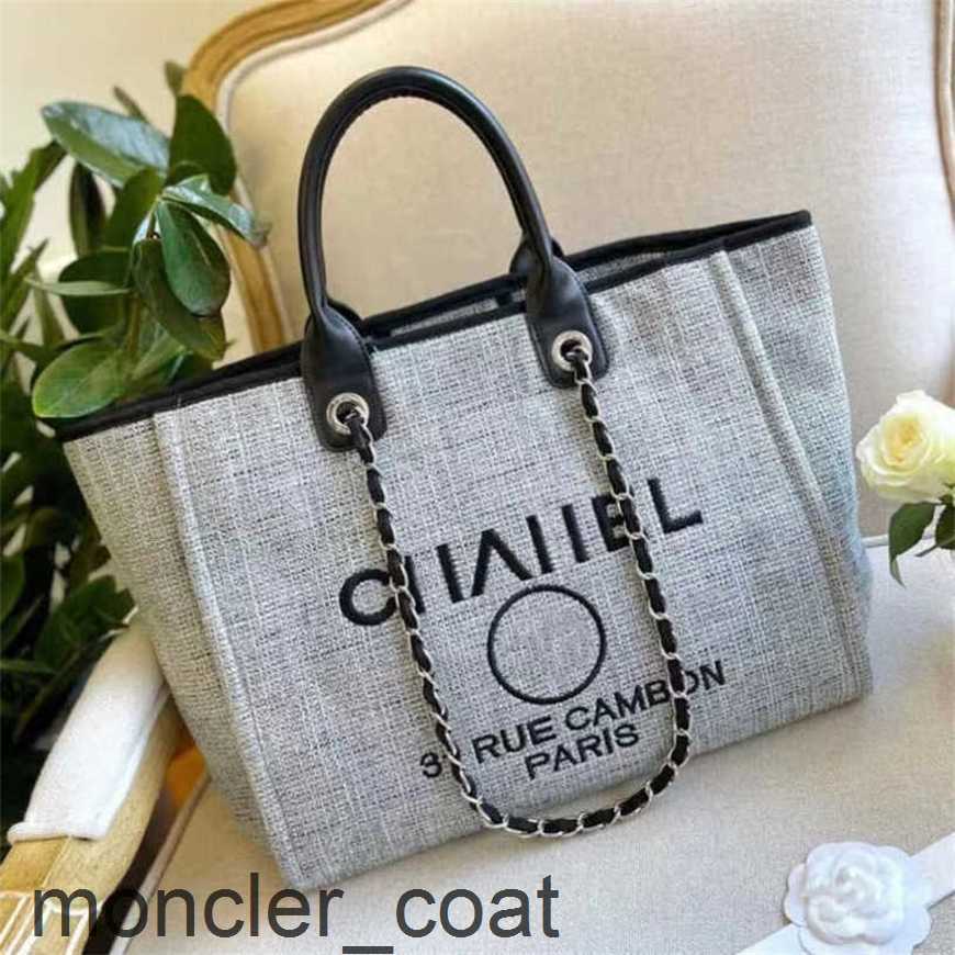 

Evening Bags 80% Off Luxury Women's Classic Handbags Designer Canvas Embroidered Packs Beach Bag Chains Small Large Female Pack Backpack Apnc 56wb, Sky blue