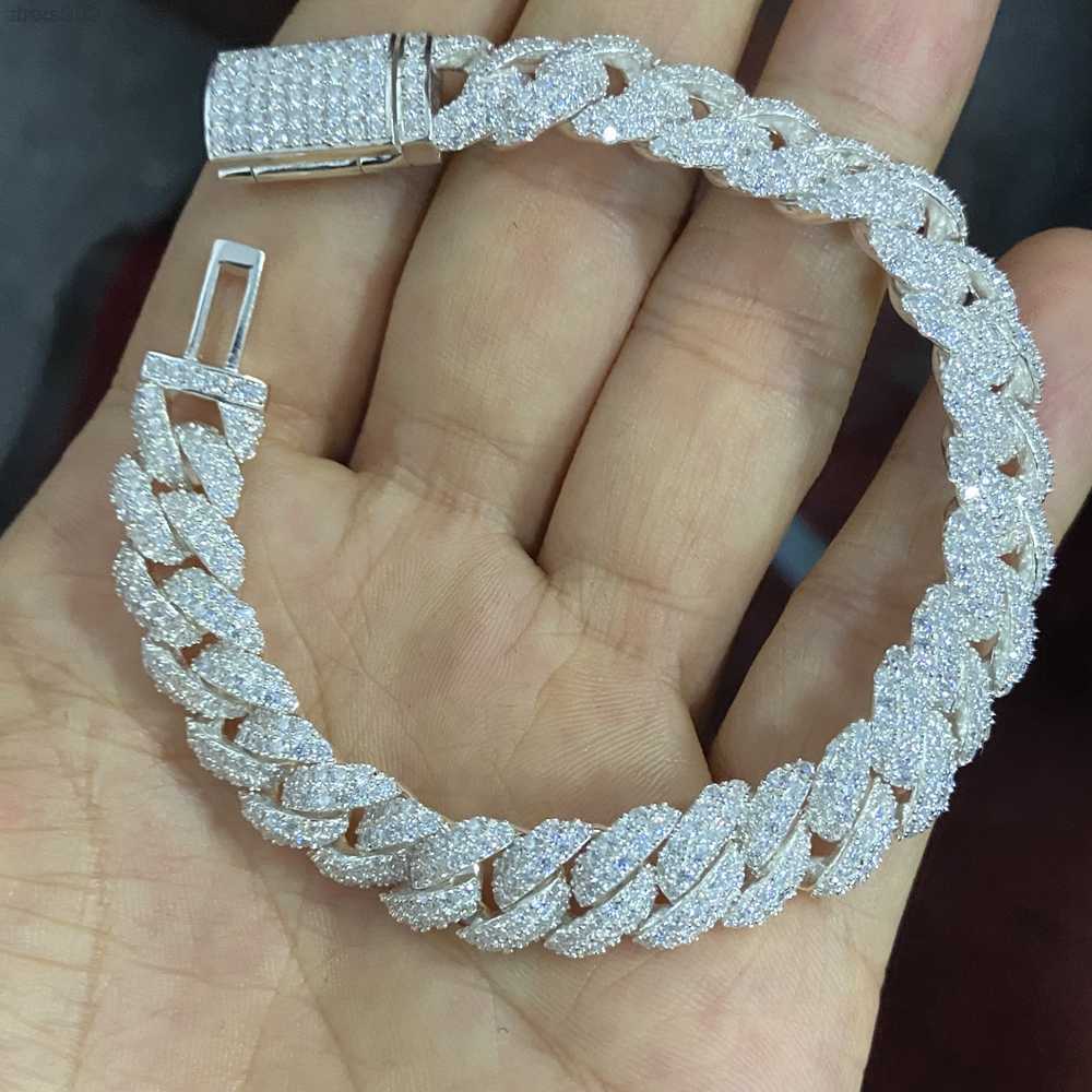 

Hq Gems 7.5 Inch 10mm Micro Prong Iced Moissanite Vvs Diamond Cuban Bracelet Link Luxury Bling Diamond Bracelets for Men