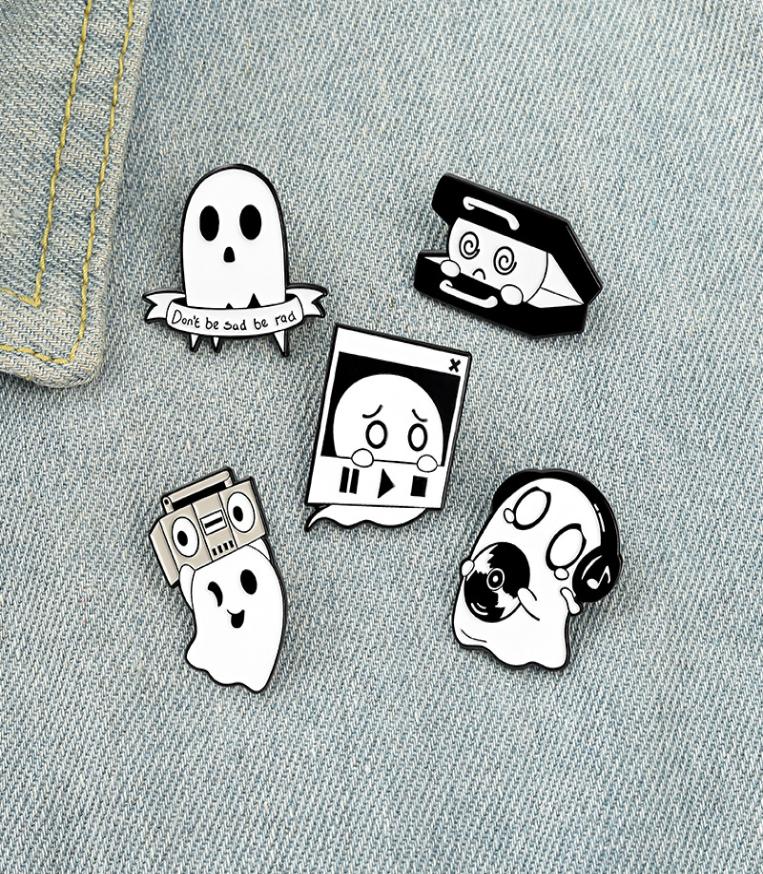 

Cute Boo Enamel Pins Custom Ghost Music Box Brooch Lapel Badge Bag Cartoon Funny Jewelry Gift for Kids Friends5081390