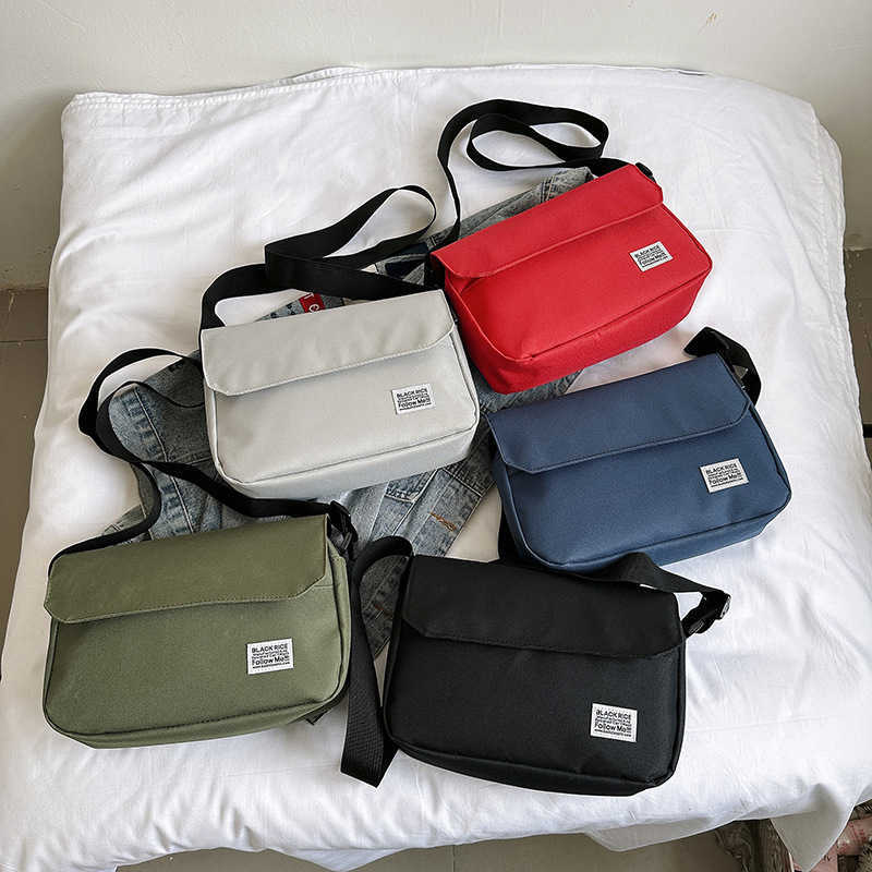 

Men's Messenger Bag Messenger Bag horizontal version bag cover bag women's bag Korean version simple single shoulder bag seal, Light gray