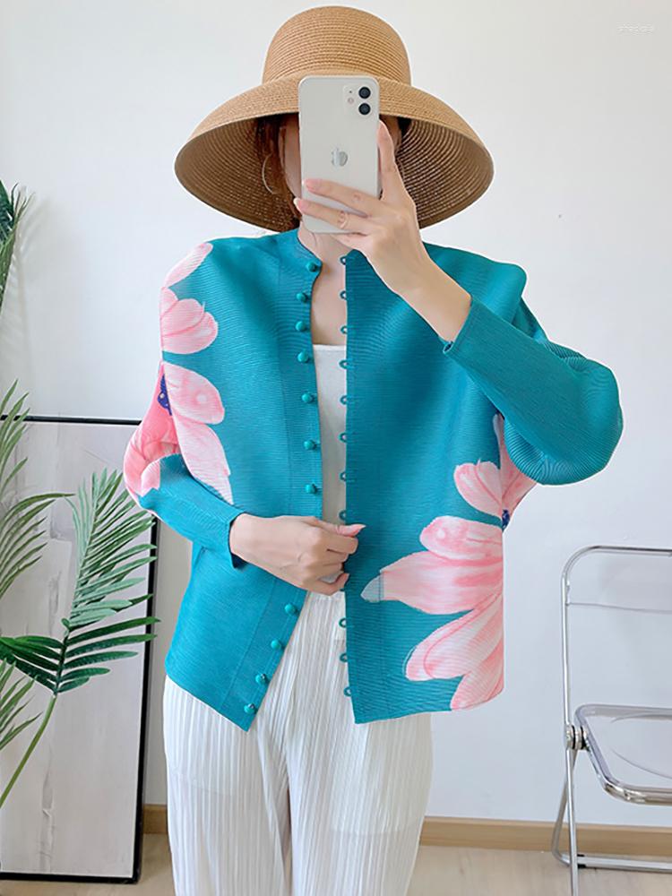 

Women's Blouses Delocah High Quality Summer Women Fashion Designer Shirts Long Sleeve Floral Printed Loose Tops Draped Cardigan Pleated, Green