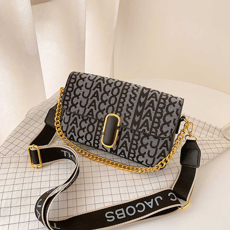 

Bags Bag Women's 2023 New Commuter Letter Camera Bag Trendy Chain One Shoulder Crossbody Bag, Green7
