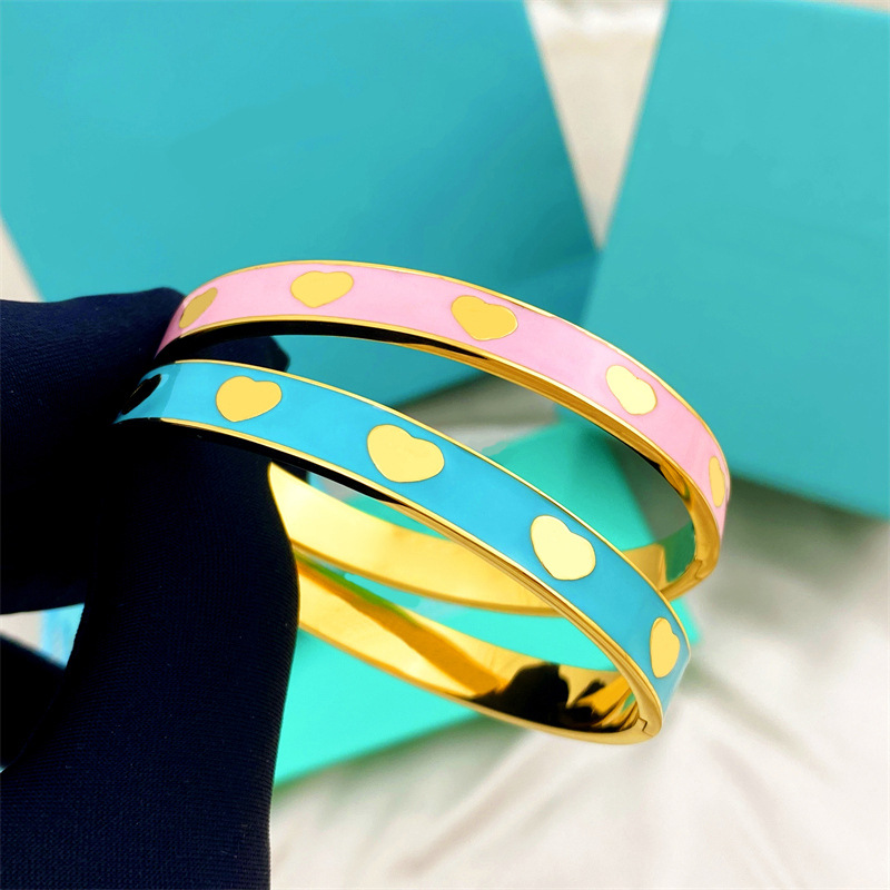 

Luxurys Designers Tif love heart bracelet Women Charm bracelet Trend fashion high quality bracelets gift jewelry beautiful
