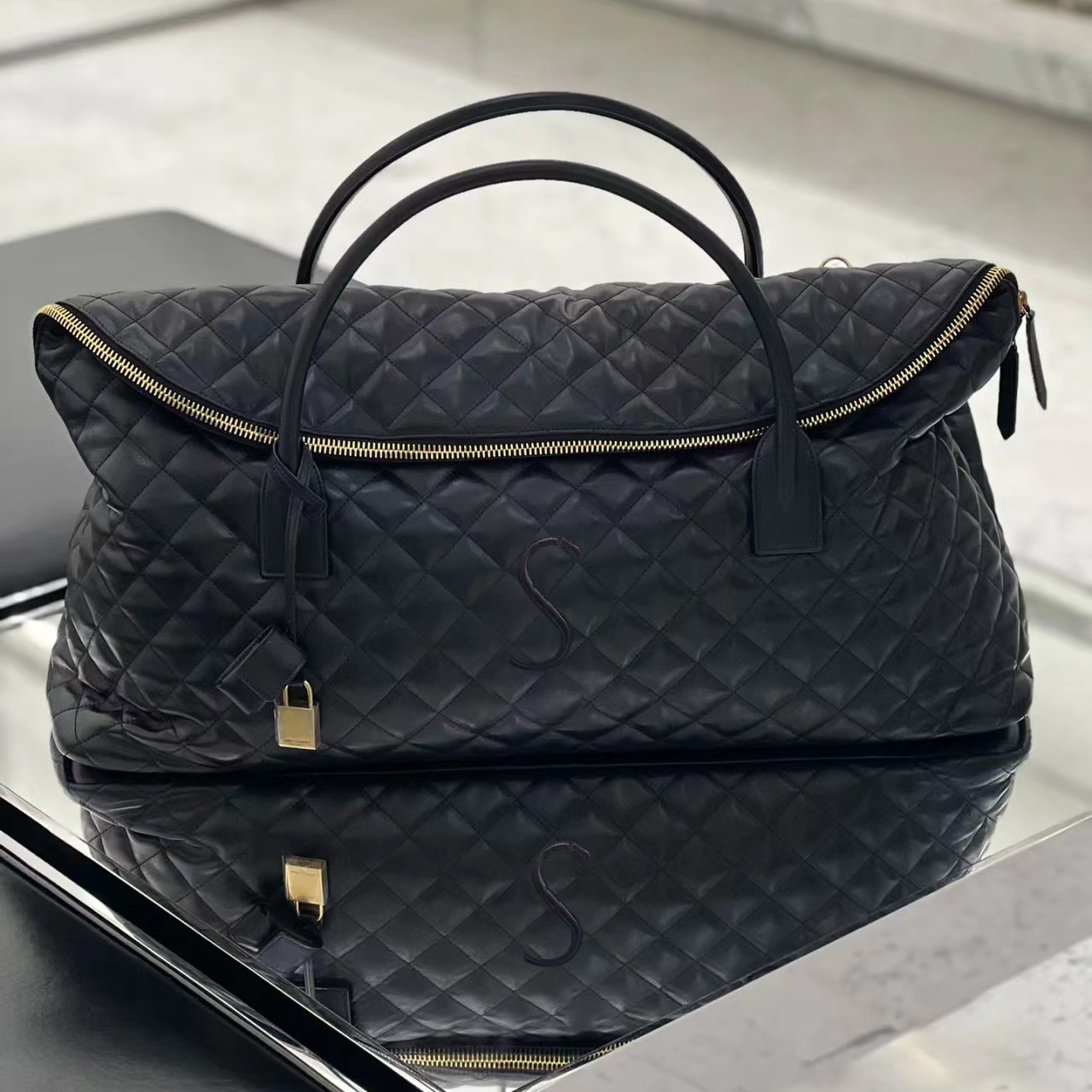 

luggage envelope Clutch Bags Totes bucket luxurys Designer weekend Women city mens Cross Body hand bag Wallets Vintage Shoulder Bag camera baguette Genuine Leather, Black