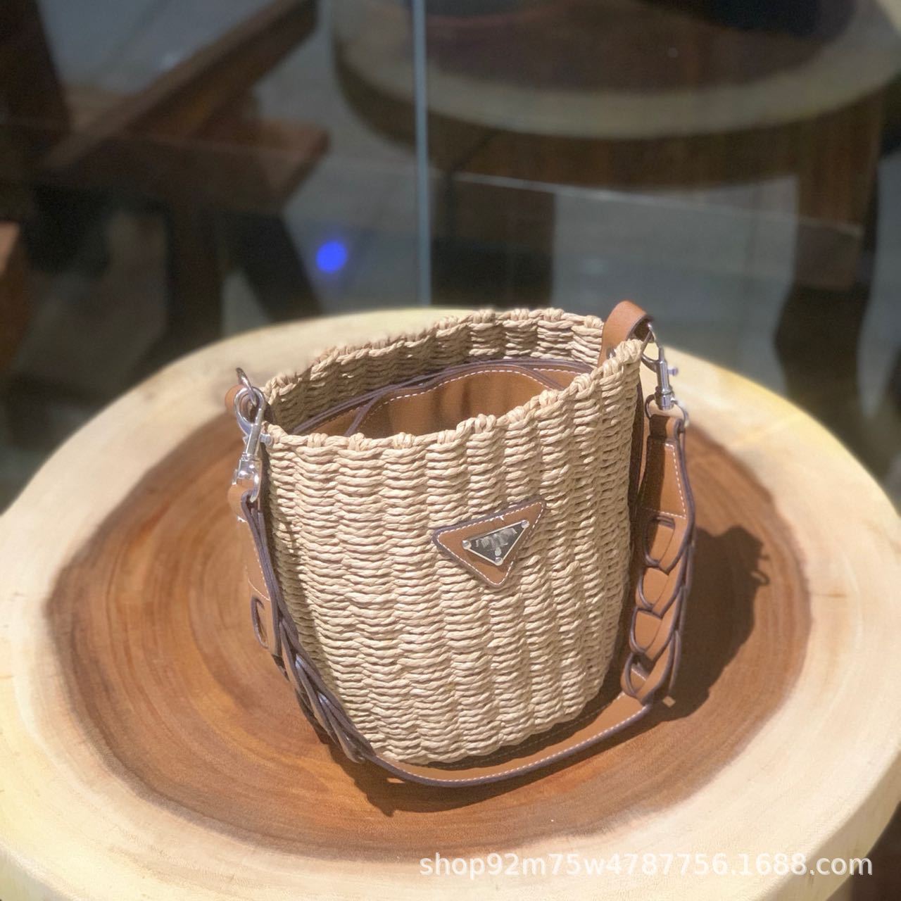 

Summer Holiday Style Woven Bag French Straw Underarm Bag Holiday Style Hand Bill Shoulder Bag Vintage Beach Bag, White
