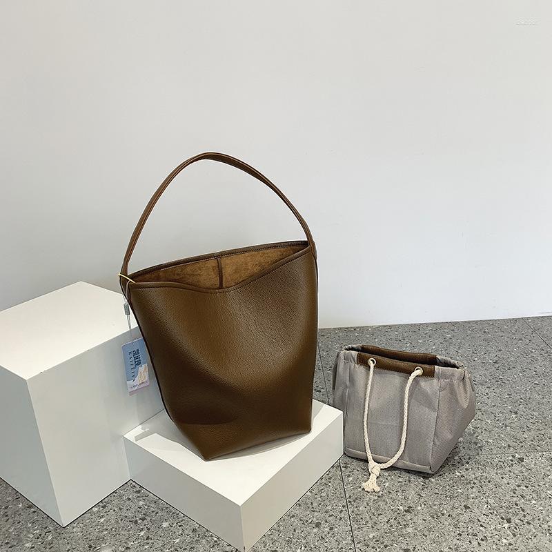 

Evening Bags Niche Bucket Bag High-end Large-capacity Cowhide Handmade Hand-held Shoulder, Grey