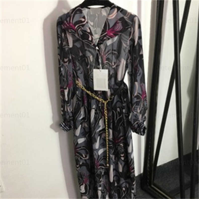 

Elegant Dresses Designer Summer Dress Temperament Color Blocking Print Five Gold Chain Belt Waist V-neck Long-sleeved Long Dress Womens Designers Clothing