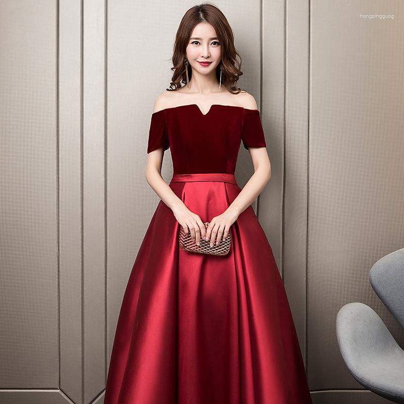 

Ethnic Clothing Chinese Wedding Qipao Sexy Exquisite Slash Neck Pleated Off Shoulder Dress Gown Burgundy Velour Patchwork Long Choengsam
