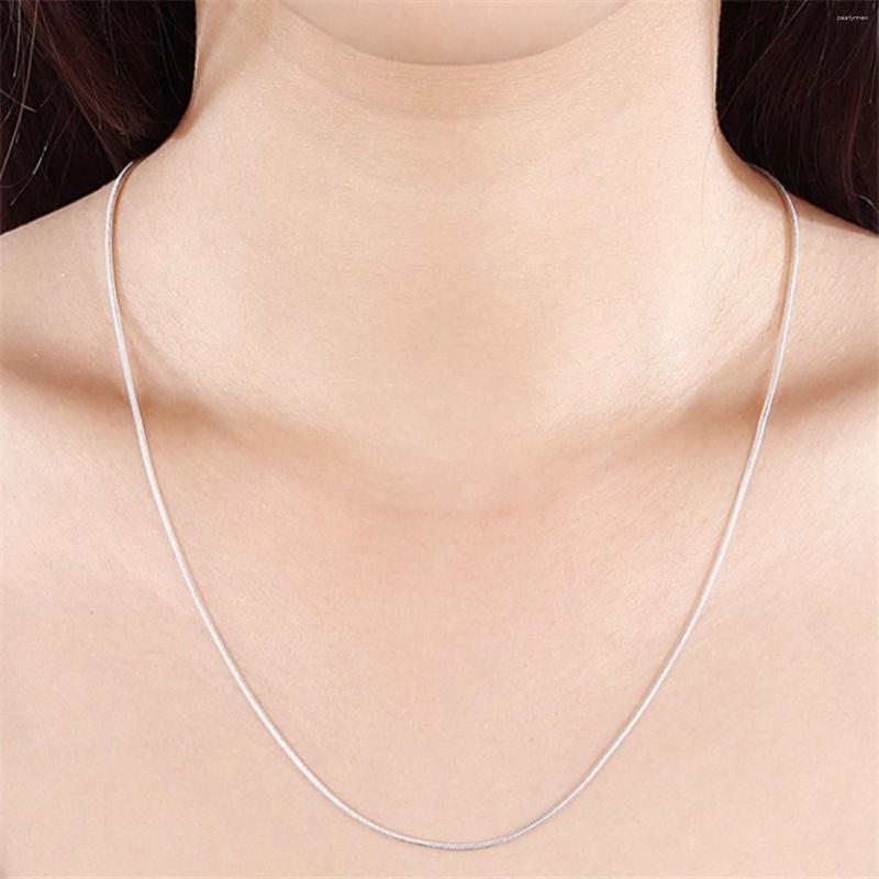

Chains Fashion Short Necklace Shiny Rhinestone Clavicle Chain Party Classic Aesthetic For Women Collar