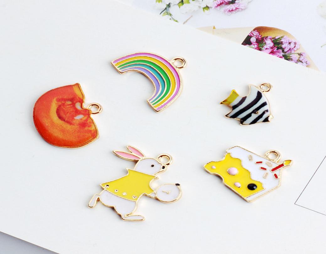 

20PCS Enameled rainbow rabbit cake fish pumpkin charm pendant jewelry findings2441601
