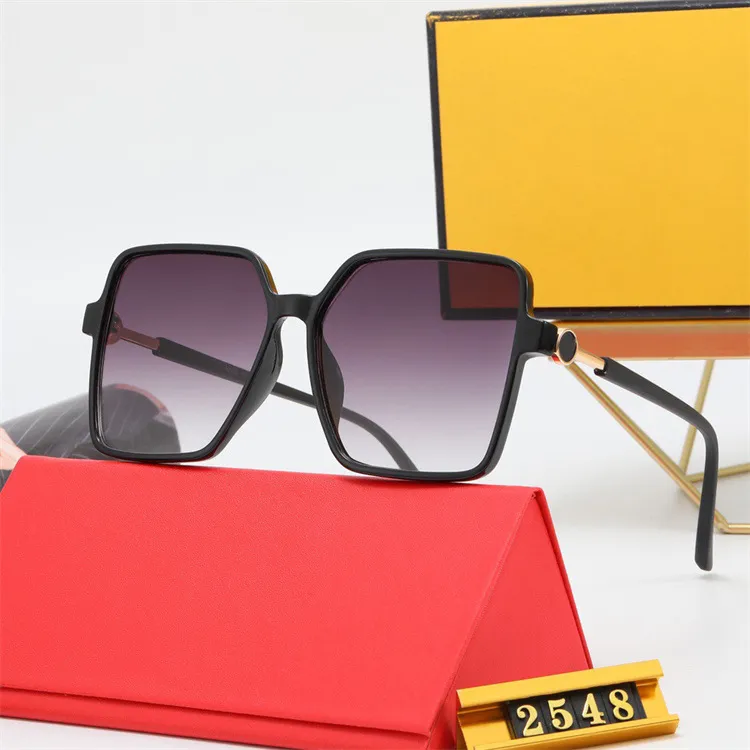 

New Designer Comfort Meets Style Eyewear Fashion Brand Sunglasses for Men Women Large Frame Metal Protection Glasses 2548