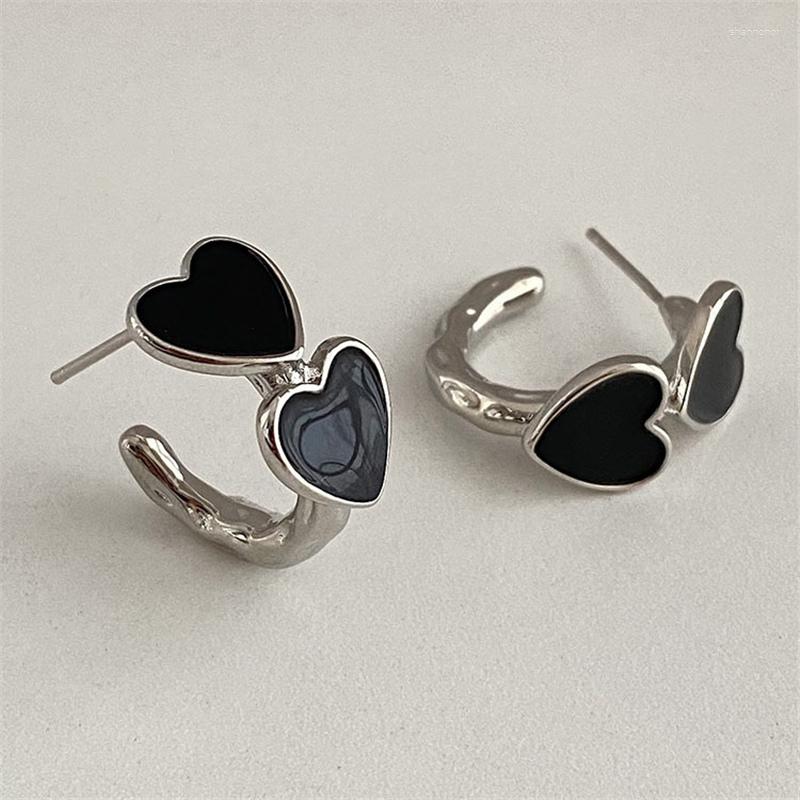

Stud Earrings Black Enamel Heart For Women 2023 Summer Fashion Vintage Goth Metal C-Shaped Party Jewelry Gift