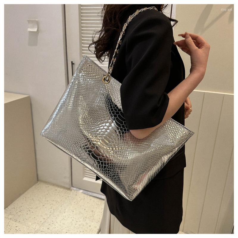 

Evening Bags Solid Color Chain Bag 2023 Fashion Shoulder Underarm Tote Simple Handheld Women's, Black